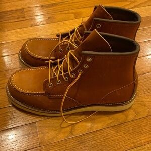 Men’s Red Wing Shoes Boots Sz 9.